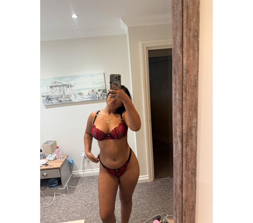 Escorts East London Canning Town - East London - Photos for LAYS 🦋🧁best owo💦party girl 🎉