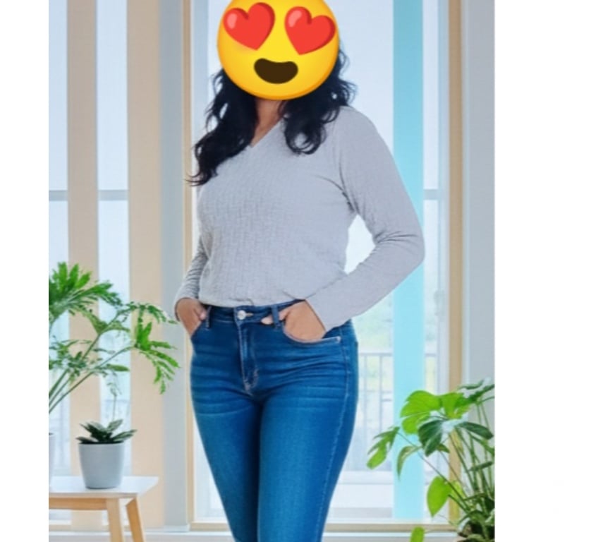 Escorts East London Mile End Station - East London - Photos for Amazing south Indian girl🤗