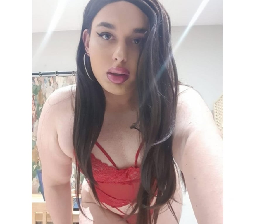 Trans Escorts North London Arsenal Station - North London - Photos for TRANSGENDER LAURA CURVY BODY BIG ASS AVAILABLE NOW