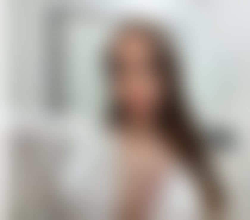 Photos for ANGEL LUNA HAS JUST ARRIVED IN ENGLAND