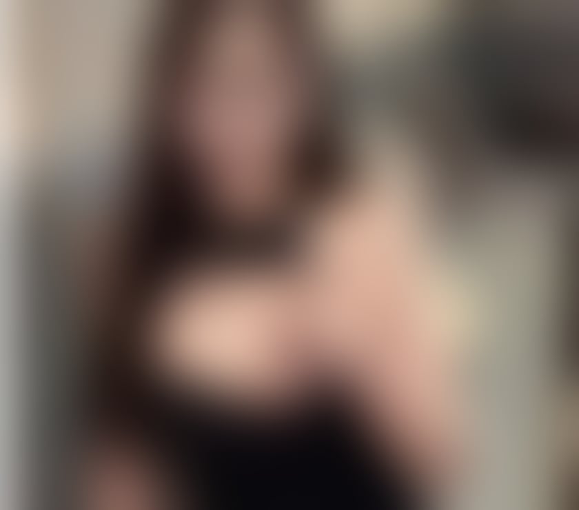 Escorts East London Crossharbour - DLR Station - East London - Photos for Sexy Asian Babe Exotic Service Best Escort