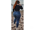 Alice Natural Curvy - Videocalls and Texting