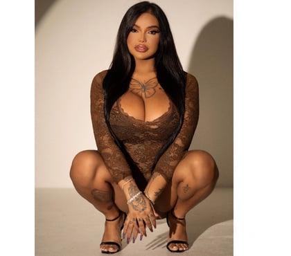 Escorts and Massages Birmingham City Centre Birmingham - Photos for 🍑 BIG BOTTOM BRAZILIAN TAINÁ 🇧🇷