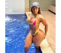 Ebony Colombian Girl ✨ party 🎉