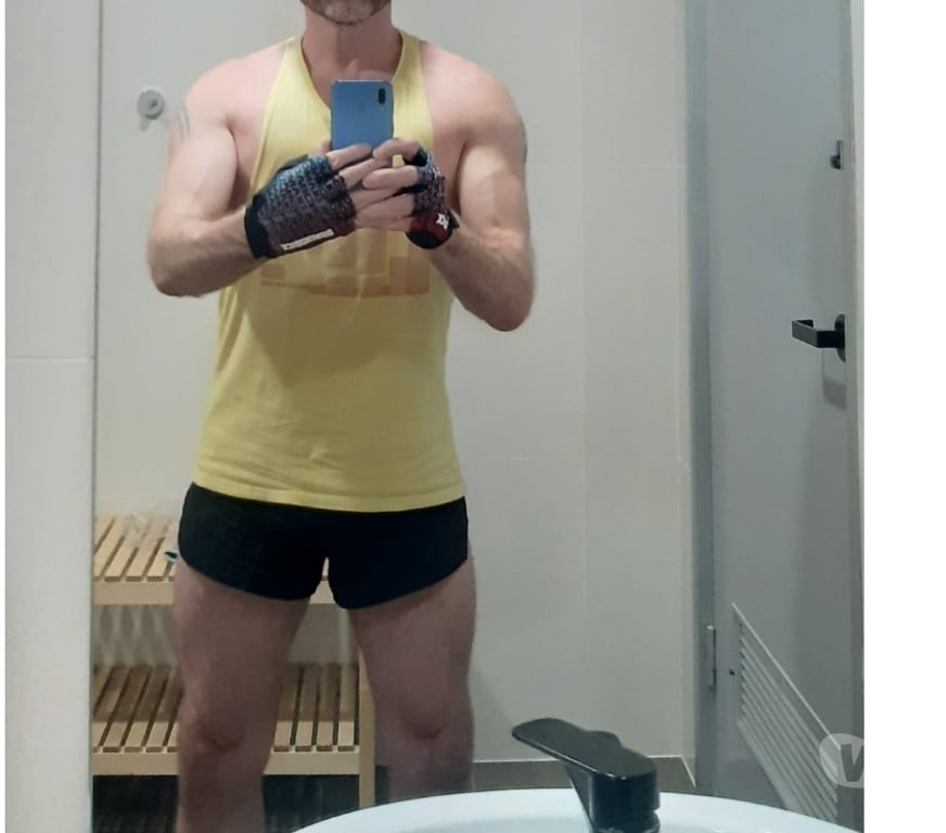  Gay massage Lincolnshire South Kesteven - Photos for TWO GUYS give M2M Nude Erotic Oil Massage (90mins) GRANTHAM