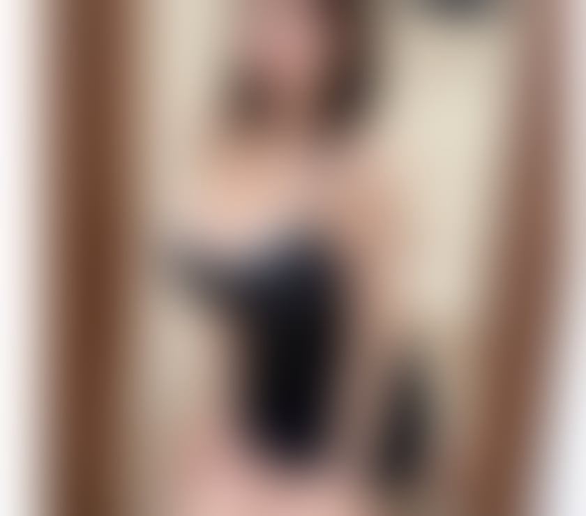 Escorts West Midlands Wolverhampton - Photos for Sexy girl coming07351252667
