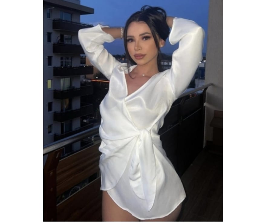 Escorts East London Canary Wharf - East London - Photos for Brunette Latina Outcall 🥵