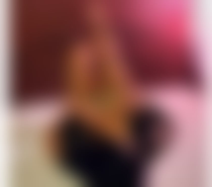 Escorts East London Aldgate East - East London - Photos for Brunette Latina Outcall 🥵