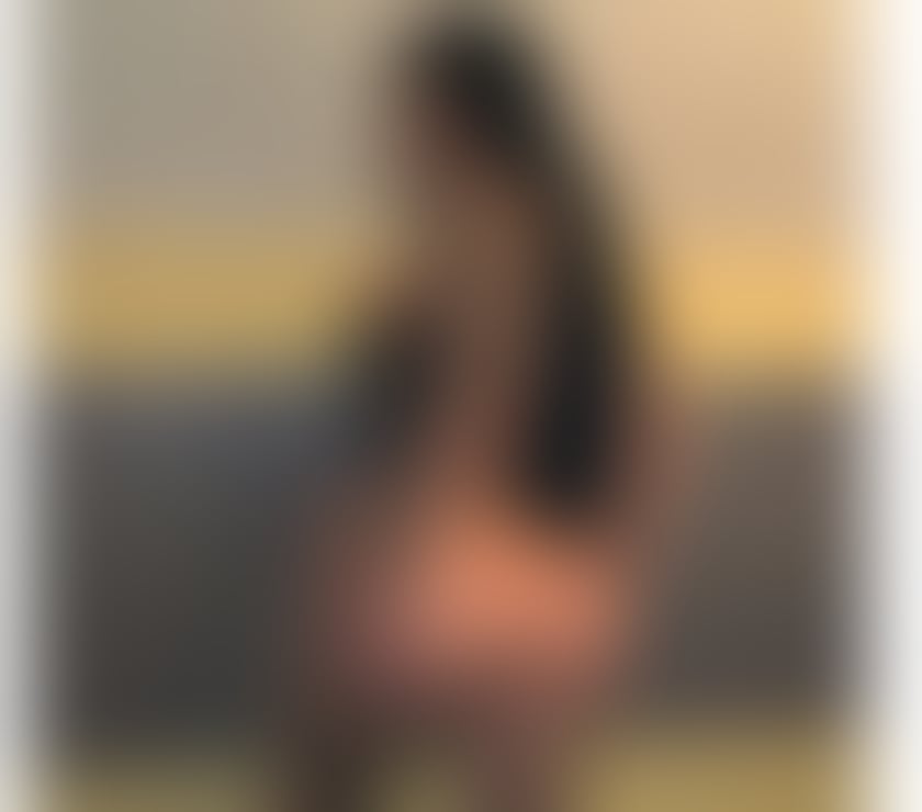 Escorts East London Canary Wharf - East London - Photos for Brunette Latina Outcall 🥵