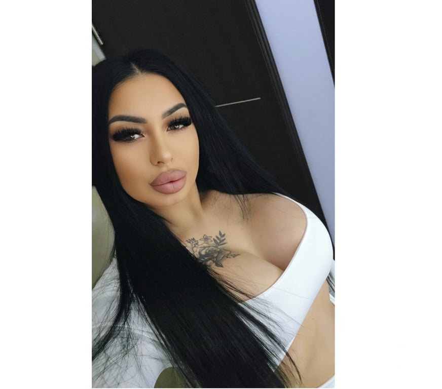 Escorts Essex Basildon - Photos for Brunette Latina Outcall 🥵