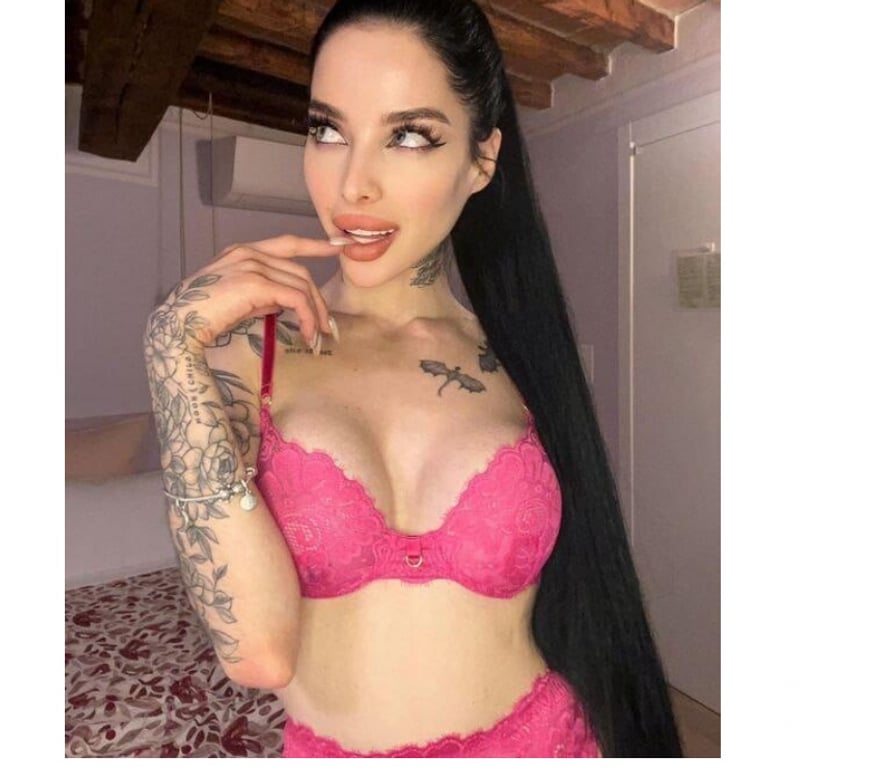 Escorts East London Stratford - DLR Station - East London - Photos for Lola Outcall only 🥵