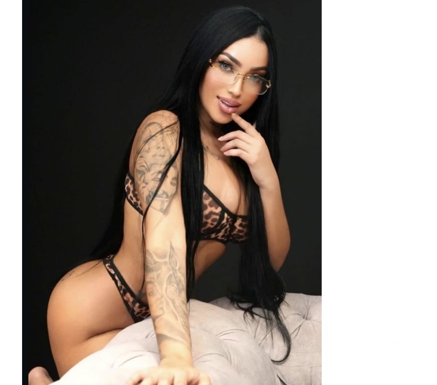 Escorts East London Aldgate East Station - East London - Photos for Kamyla outcall 🥵