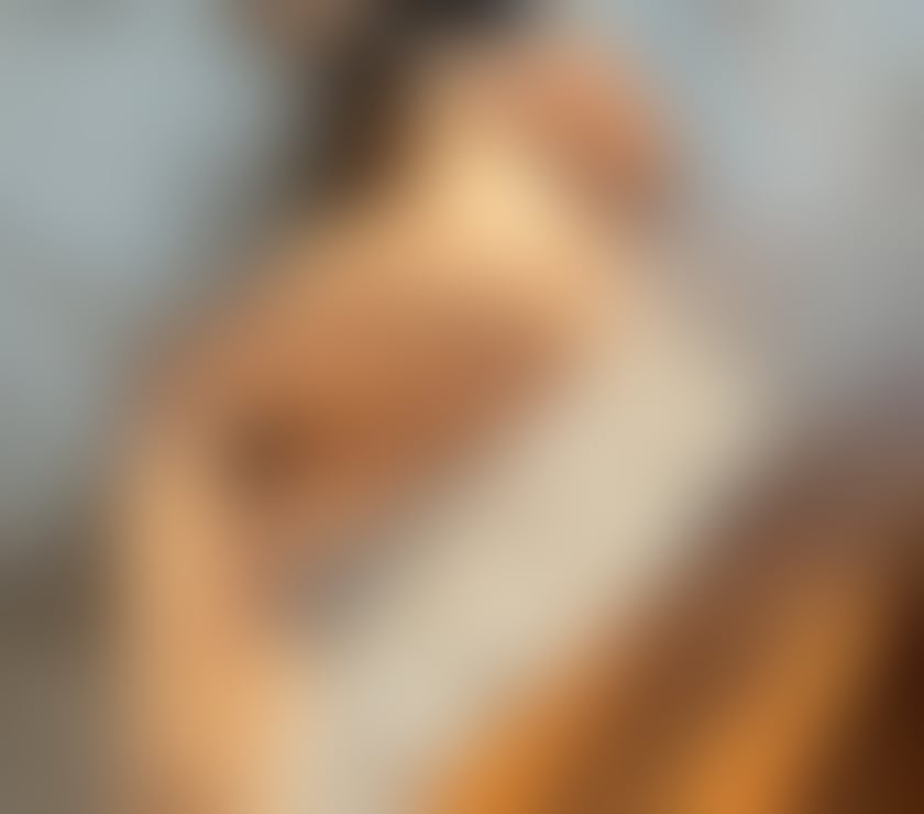 Escorts Barking and Dagenham Dagenham - Barking and Dagenham - Photos for AMAZING BRUNETTE FIRST TIME IN TOWN PARTY