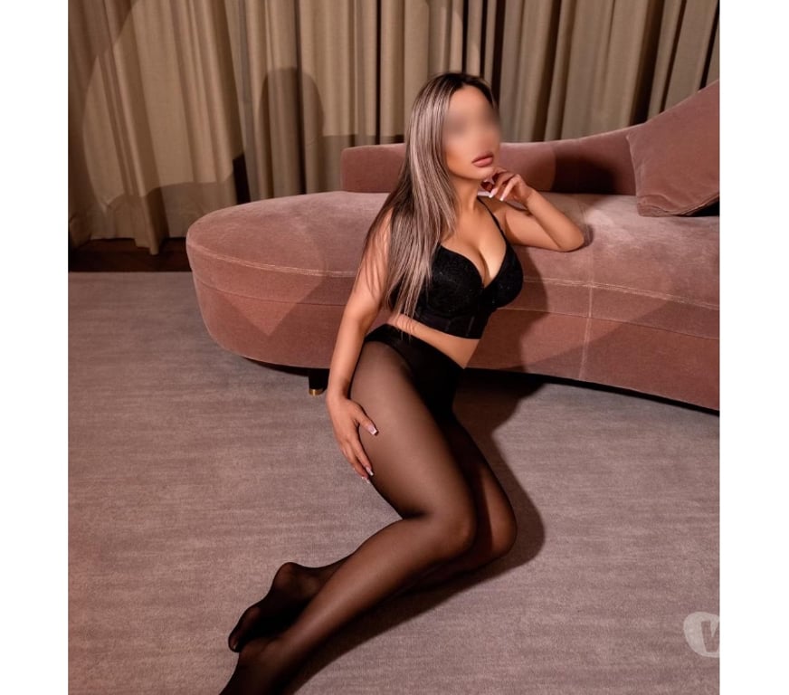 Escorts South West London Kingston upon Thames - Photos for Giving PLEASURE is a must and your SATISFACTION isGUARANTEED