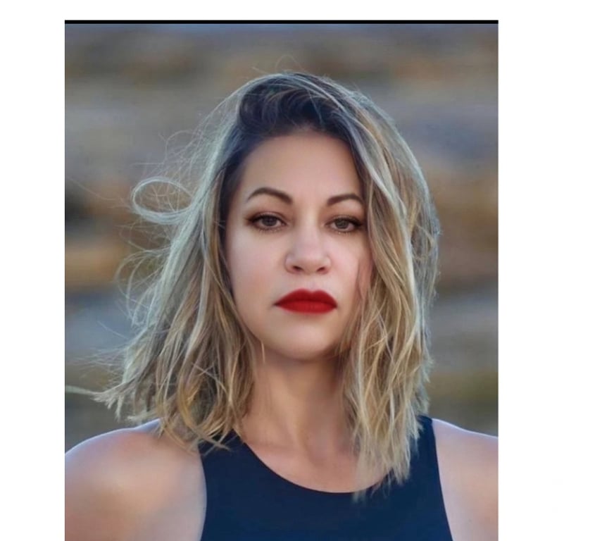 Escorts Kent Gravesham - Photos for Mickaela party girl first time in gravesend