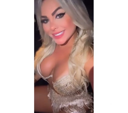 Photos for MEL 🍯 💦 HOT GIRL 😈🔥 PARTY 🥂