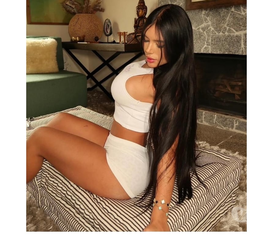 Escorts South West London Sutton - Photos for ISIS BEST MASSAGE BODY TO BODY WITH OIL👅💦HAPPY