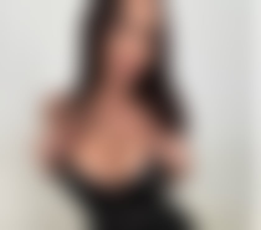 Escorts Merseyside Liverpool - Photos for 🔥HOT&SWEET🔥EMILY💯🎉PARTY🥂REAL PICS