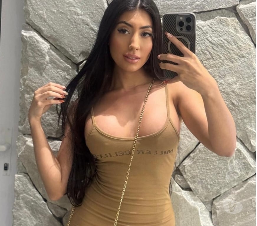 Escorts South West London Sutton - Photos for 💋Carol, a hot Brazilian girl 💋 party 🔥🔥