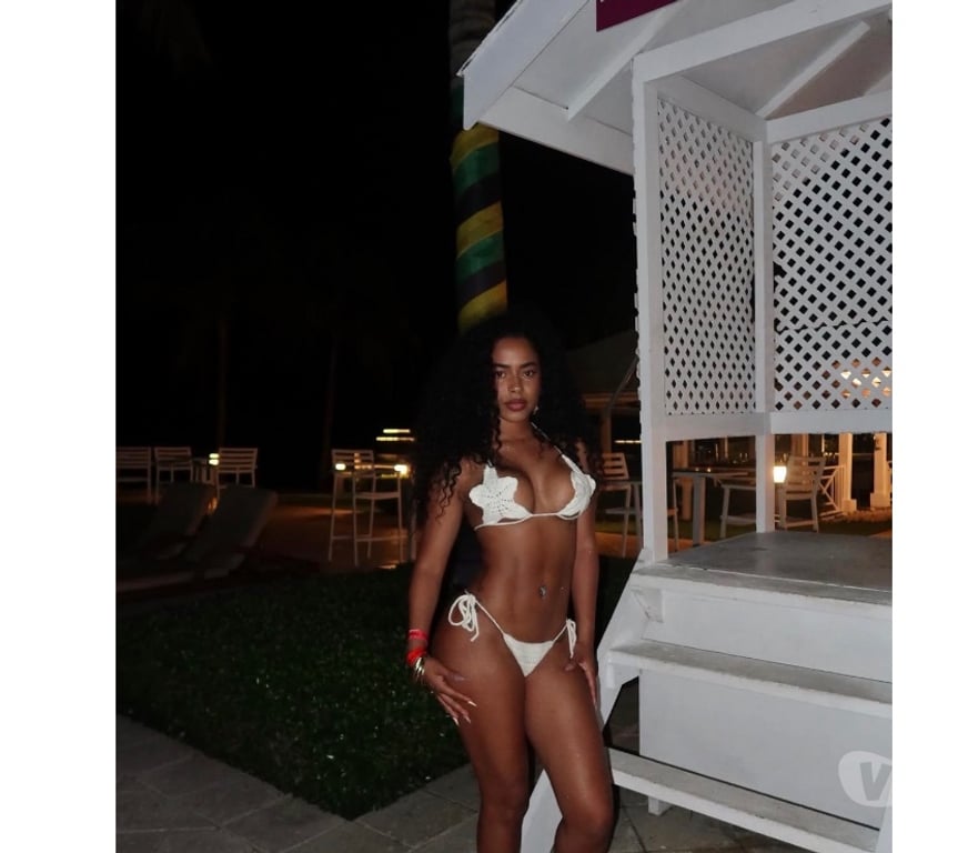 Escorts Essex Colchester - Photos for Laysa, party girl🇧🇷🍾🍾