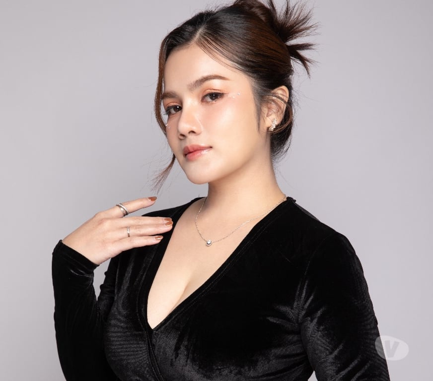 Full body massage Buckinghamshire Milton Keynes - Photos for Emily Thai spa an appointment please