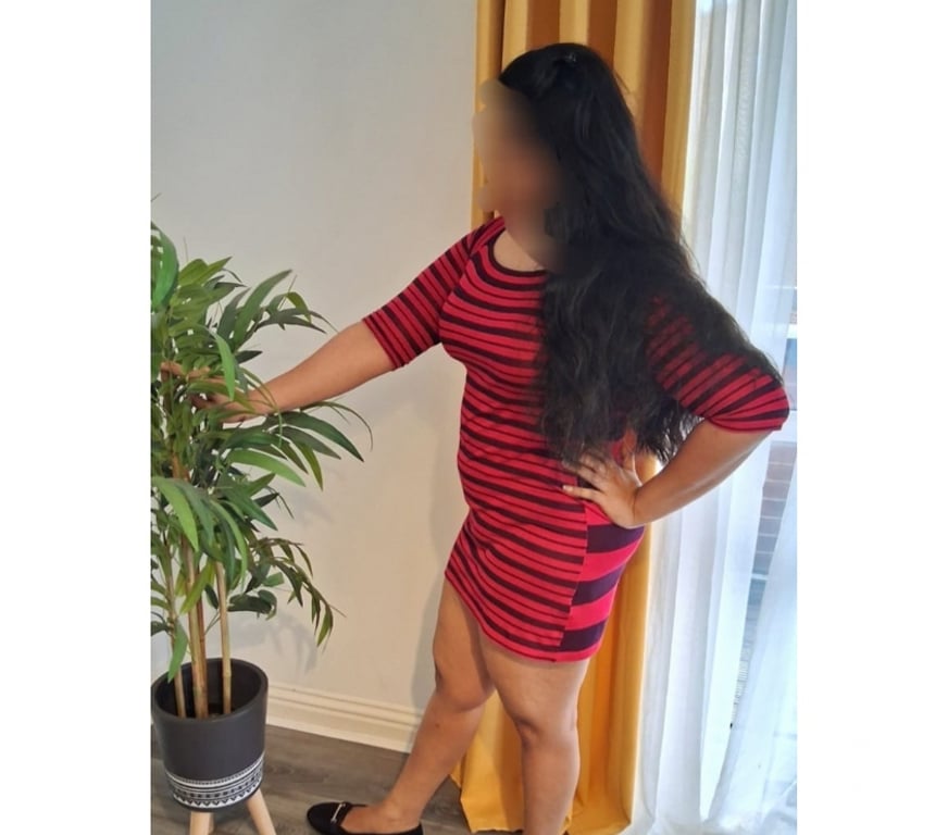 Escorts West Midlands Birmingham - Photos for Kasturi indian tamil girl new in Birmingham