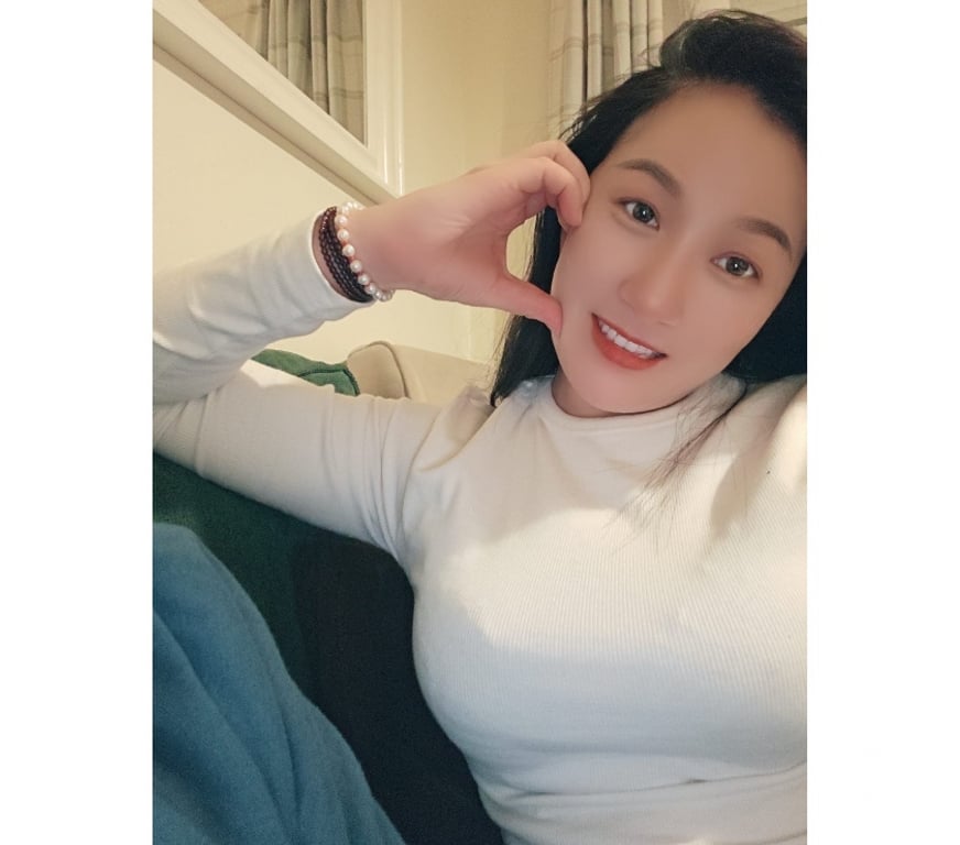 Escorts East London Redbridge - Photos for Asian hot girl in London 💋