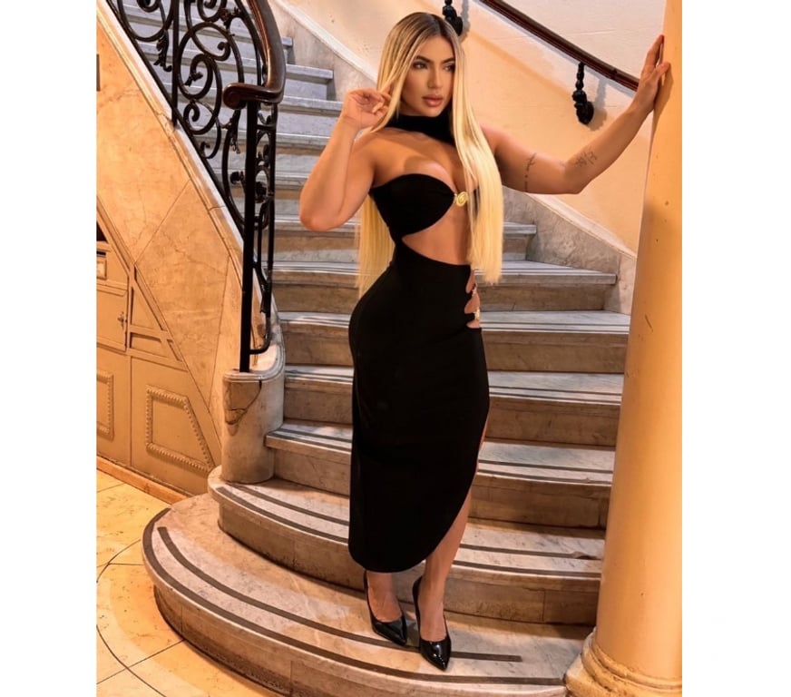 Escorts Cardiff Cardiff City Centre - Cardiff - Photos for Sweet Blonde Letícia 🍭 Atletic body 🔥 Party Girl 🎉