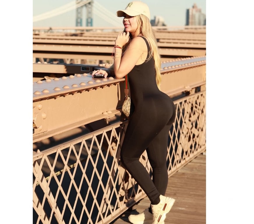 Escorts Lancashire Burnley - Photos for 🍑 LINDA 👅 HOT 👅 GIRLFRIEND 🇧🇷