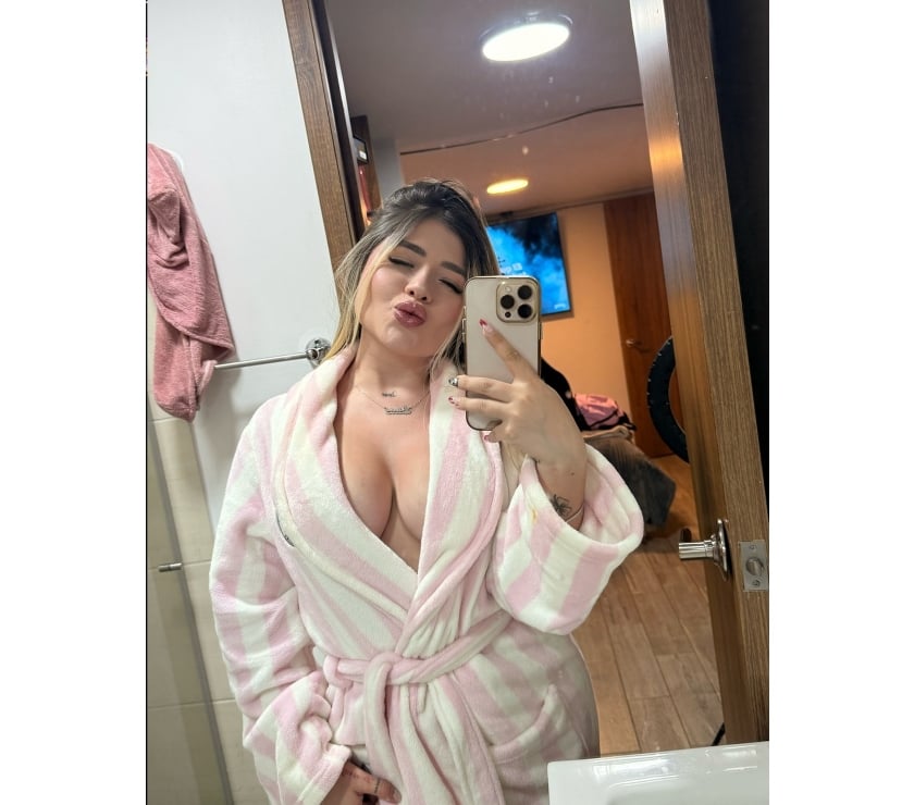 Escorts and Massages Shepherd`s Bush West London - Photos for 🔥HOT GIRL🔥100% GENUINE💯BEST PARTY GIRL🍾GFE💋