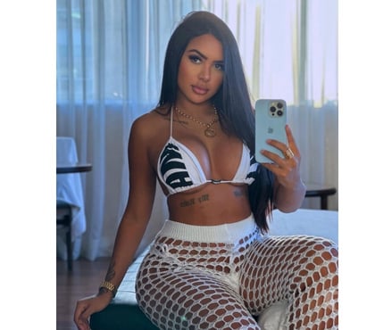  Escorts Sutton Town Centre Sutton - Photos for 💃Mia PARTY GIRL 🍾🍸 NEW SUTTON