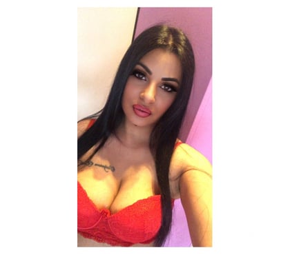 Escorts Bolton City Centre Bolton - Photos for Tifani🔞SWEET AND INNOCENT🫠 DEVIL