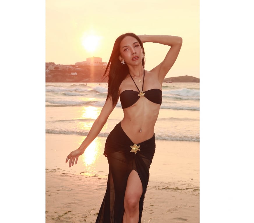 Trans Escorts Kent Canterbury - Photos for Thai Model TS Emily