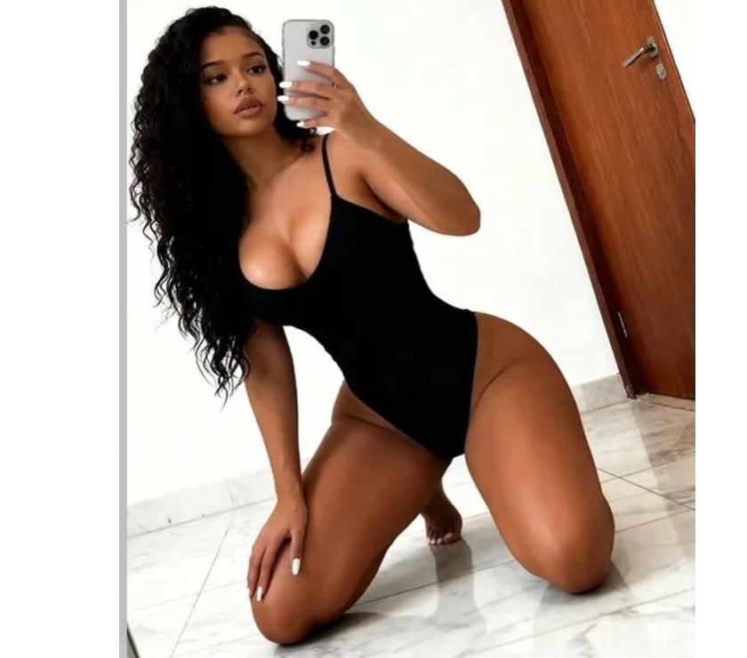  Escorts Hither Green South East London - Photos for 🍑🍑🍑CAMÍ .VIP.CLASS 🍑🍑🍑