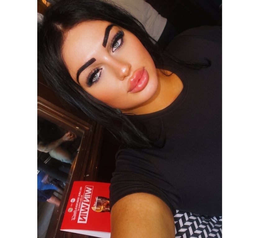 Trans Escorts Ealing Perivale - Ealing - Photos for 7inch Curvy Irish Ts available in Perivale Ealing