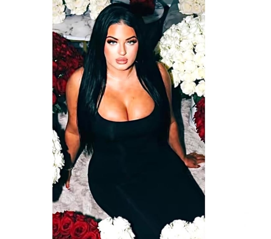 Trans Escorts Ealing Perivale - Ealing - Photos for 7inch Curvy Irish Ts available in Perivale Ealing