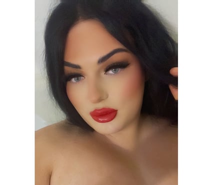 Trans Escorts Perivale Ealing - Photos for 7inch Curvy Irish Ts available in Perivale Ealing