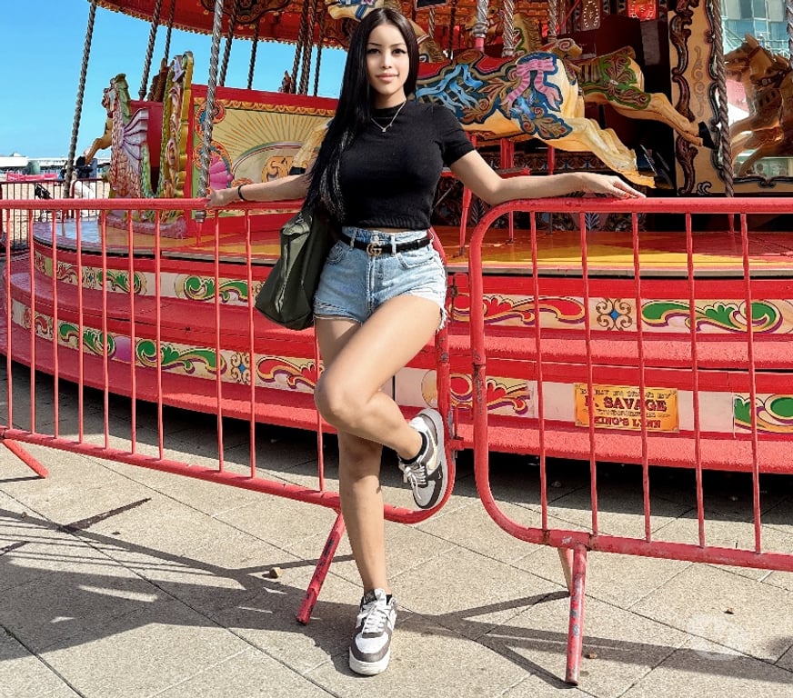 Escorts North Yorkshire Scarborough - North Yorkshire - Photos for Helen Thai Sexy girl Real Pic100% call 📲📲