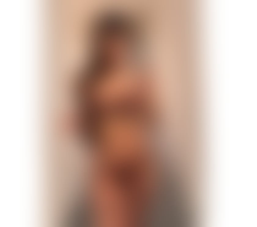 Photos for Melissa Brazilian 🇧🇷 Party Girl 🎉🍯 🍾🔥😈