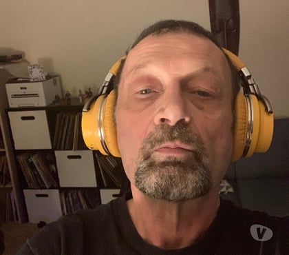 Escorts and Massages London Luton Airport Luton - Photos for Mature male escort