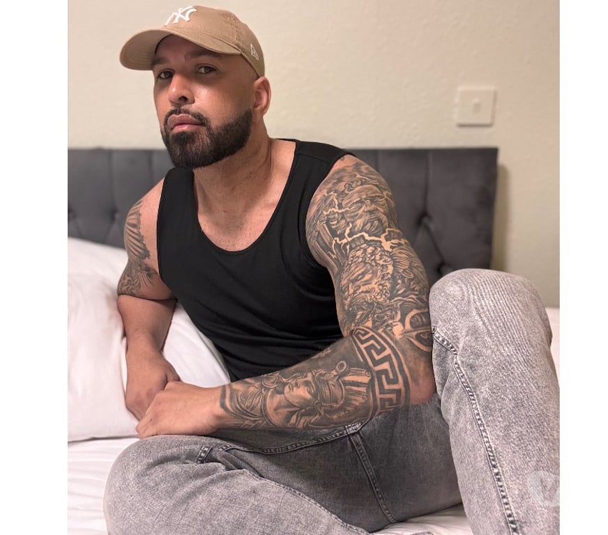  Gay massage West London Paddington Station - West London - Photos for RODRIGO TALL BROWN 🇧🇷 07931035251