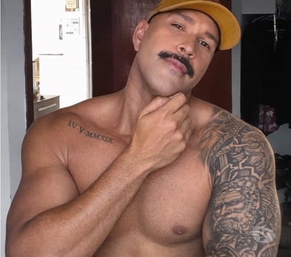  Gay massage White City Station West London - Photos for RODRIGO TALLL MASSUER 🇧🇷