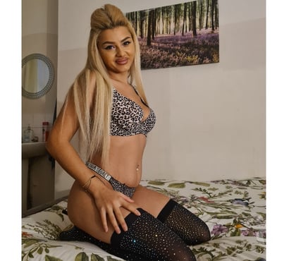 Escorts and Massages Malone Belfast - Photos for 💞Selena back on Belfast💞