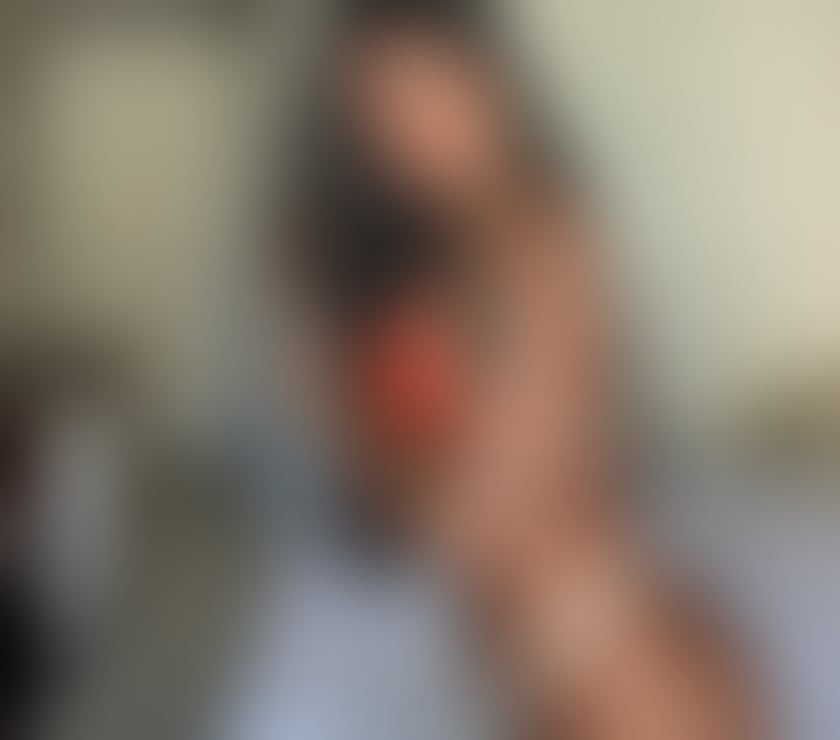 Escorts Edinburgh Edinburgh - Edinburgh - Photos for Débora brunette brazilian hot