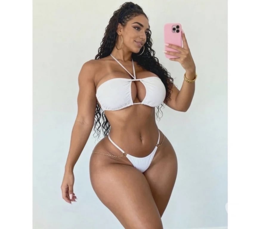 Escorts East London Walthamstow Central Station - East London - Photos for BIG ASS 🍑 HOT LATINA 🔥 A-LEVELS AND PARTY 🎉