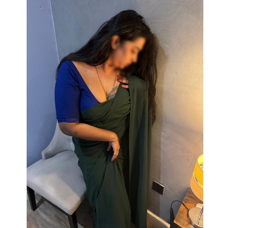 Escorts South East London Croydon - Photos for HANITA🥵 South Indian Tamil Girl! New In Croydon Town