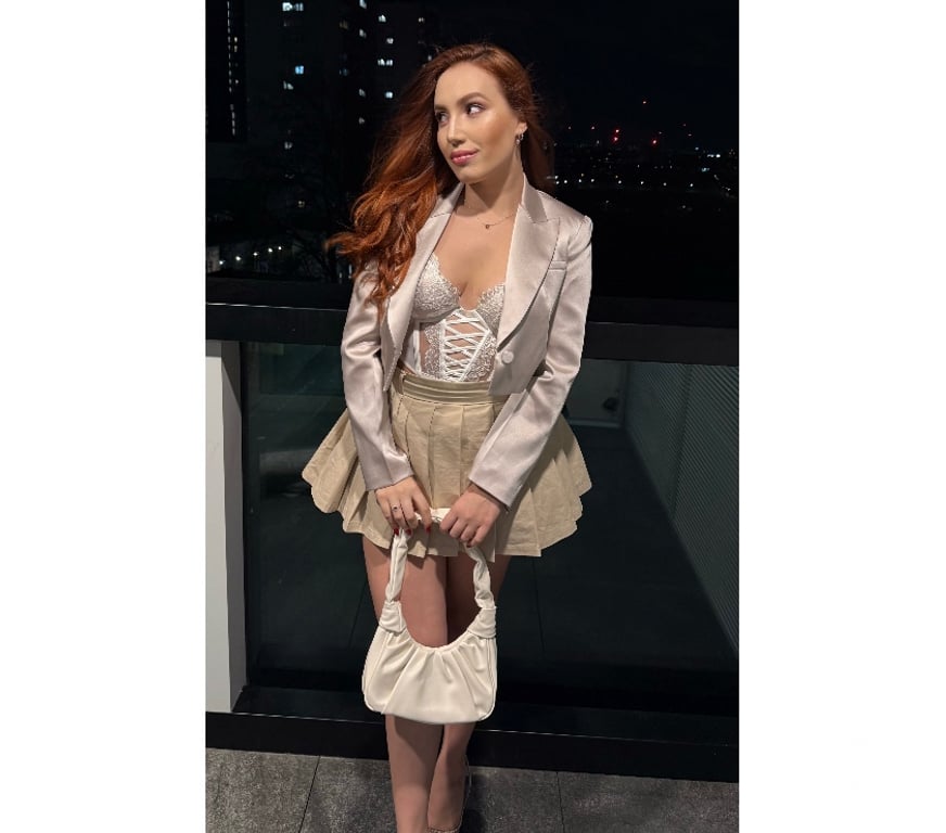 Escorts Cardiff Cardiff City Centre - Cardiff - Photos for Angel Red Hair 🇧🇷❤️‍🔥