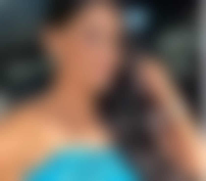 morena natural magra com curvas