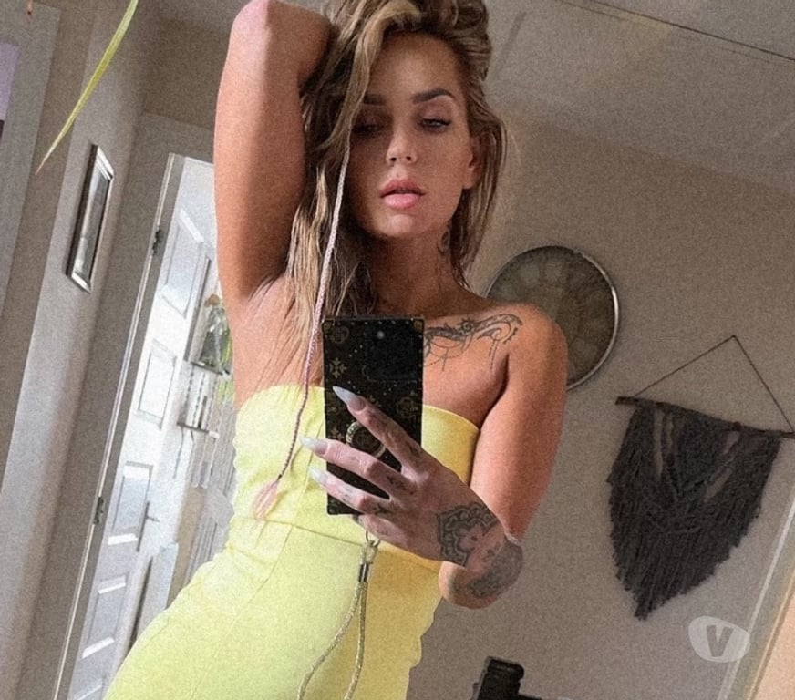 Adult Entertainment West London Ealing Broadway - West London - Photos for Meet The-Ice-Princess | 3 Years Pro Webcam Experience