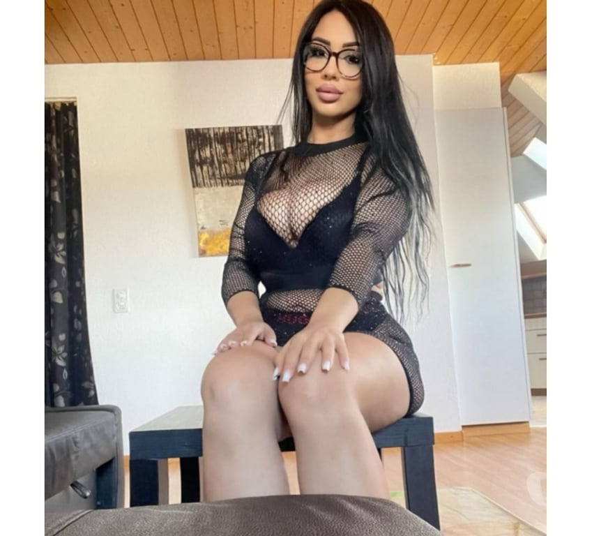 Escorts North West London Harrow - Photos for ❤️SELENA THE BEST GIRL ✨ BACK IN TOWN ✨